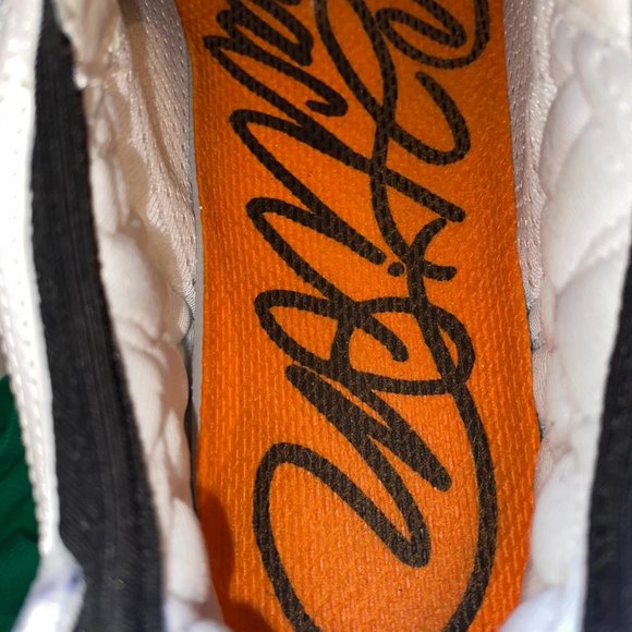 Versace Chain Reaction - Picture 3 of 11